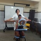 Massagem corporal com Elieid Silva de Santos, técnica de enfermagem;